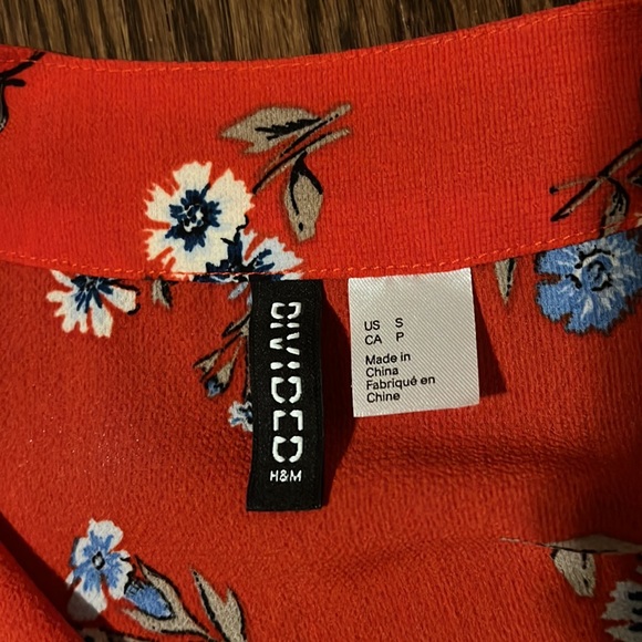 H and M - Red Blouse - Picture 3 of 3